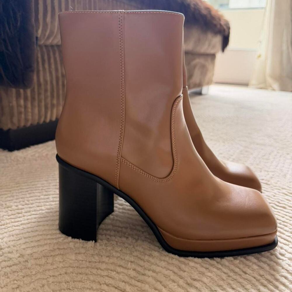Chunky tan camel ankle boots